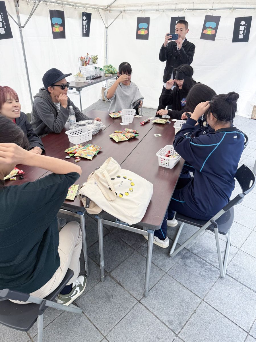 見えない駄菓子屋 手探り堂ワークショップ2